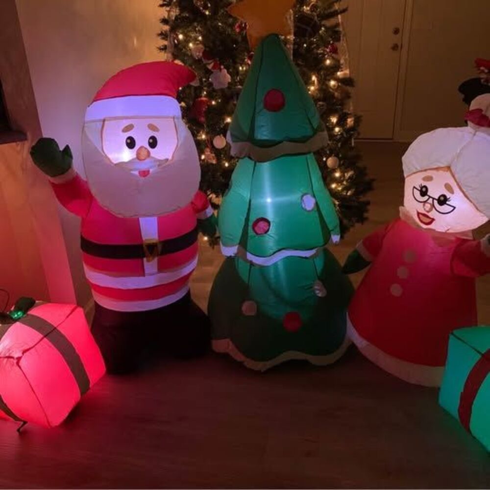 Santa and  Mrs Clause Inflatable